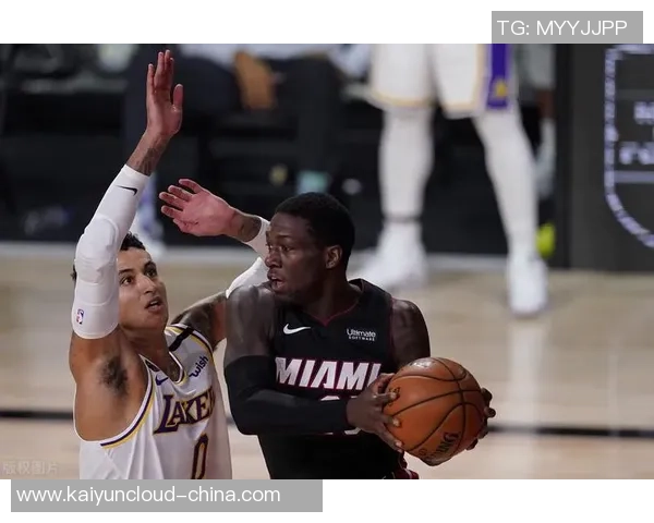 伊蒂哈德与赖扬激战正酣比分揭晓引发球迷热议