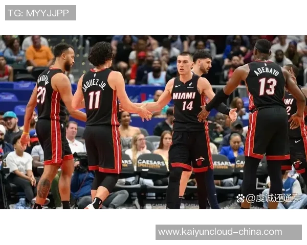 勇士与热火激战回顾2019年2月28日精彩比赛视频分析与亮点解读